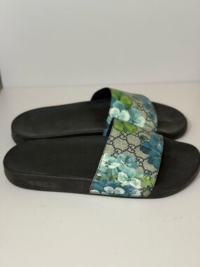 Gucci GG Supreme Slide 'Bloom'